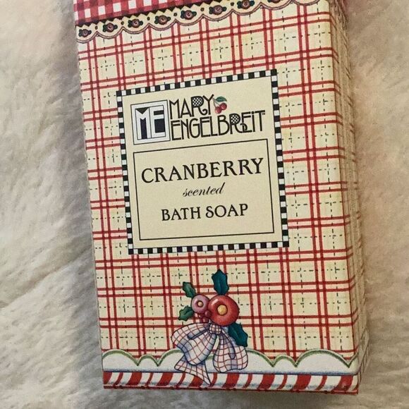 New Mary Engelbreit Cranberry Bath Soap Scottie Dog Christmas - Picture 3 of 6